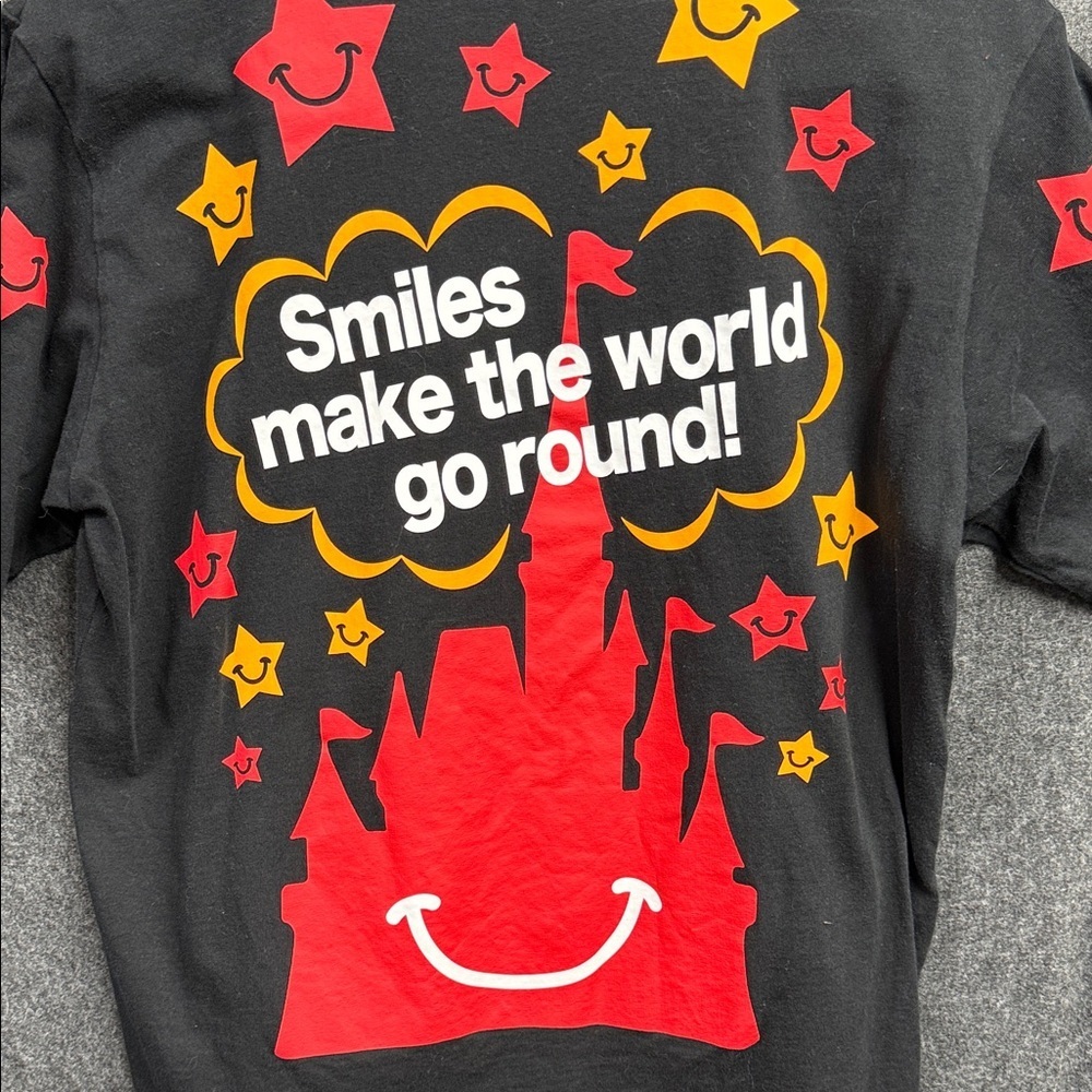 Tokyo Disney Mickey Mouse Black T-Shirt with Blue Label - Picture 5 of 7